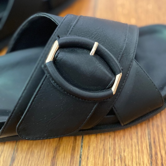 MIA summer slides, Size: 6.5, Color: black - Picture 2 of 8